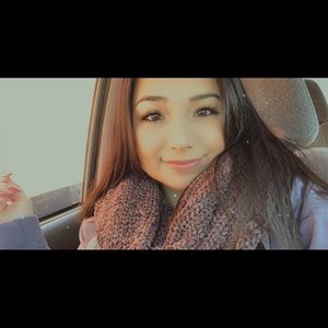 Meet your Posher, Aloni